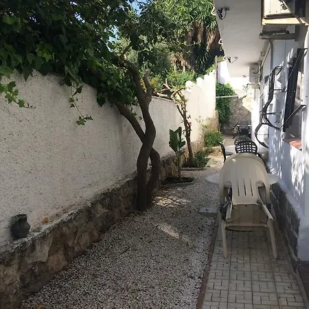 Mar 13 דירה *